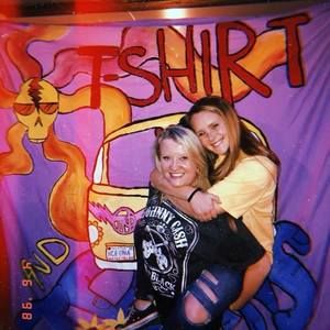 Meet your Posher, Laura